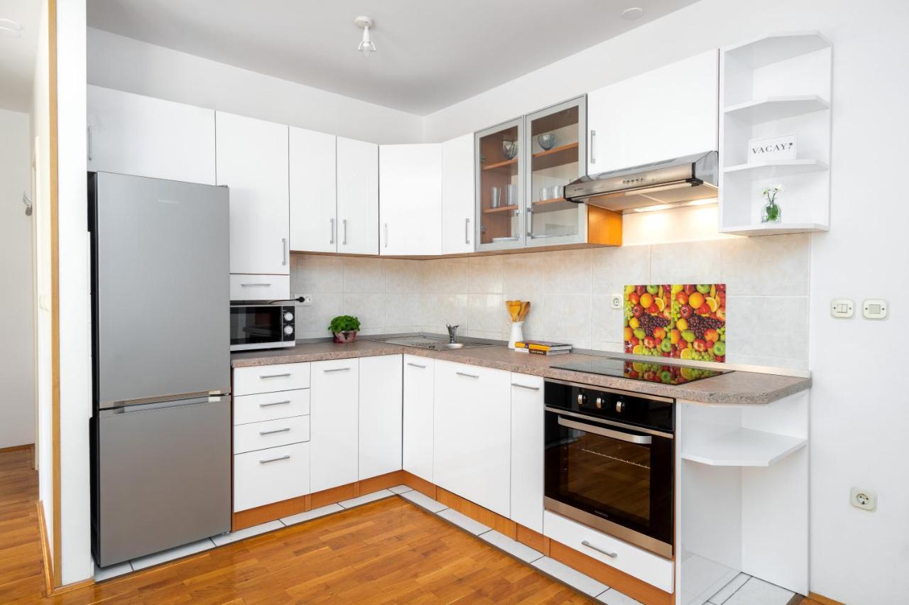 Apartment Ana-Marija Makarska Exterior photo